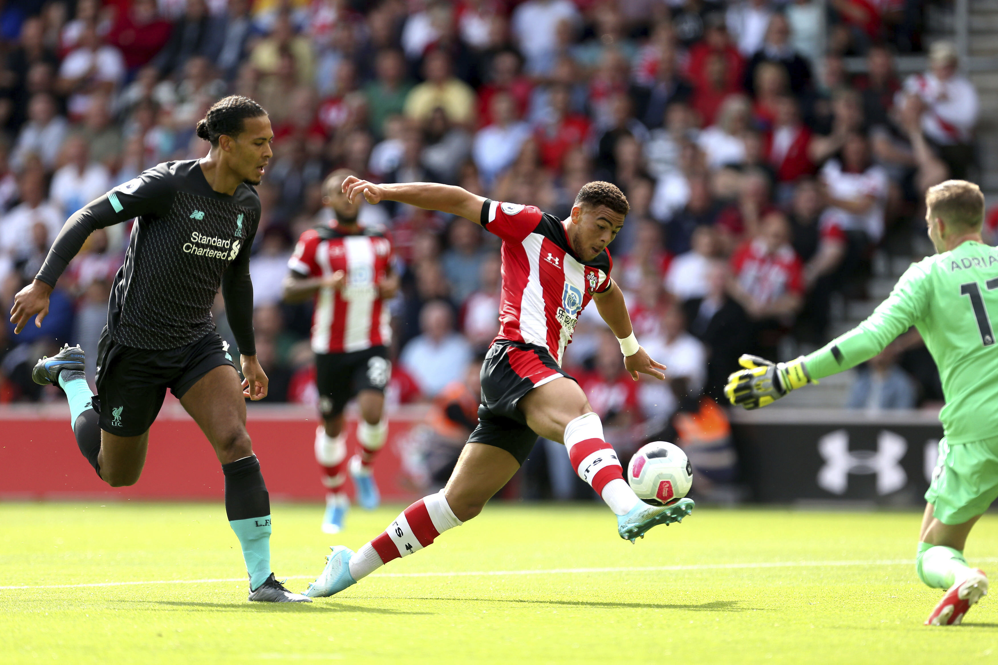 凯恩回归热刺：解约金激活，顶薪合同再战英超